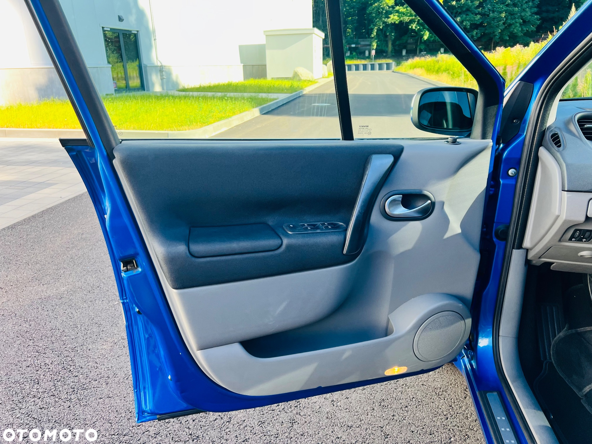 Renault Scenic 1.6 16V 110 Dynamique - 17