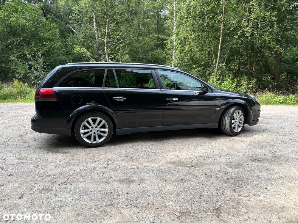 Opel Vectra 1.9 CDTI Cosmo ActiveSlelect - 2