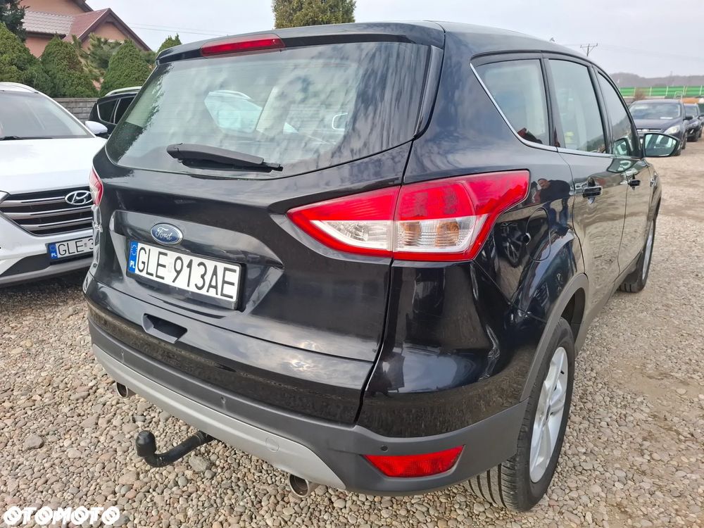 Ford Kuga 2.0 TDCi FWD Titanium - 6
