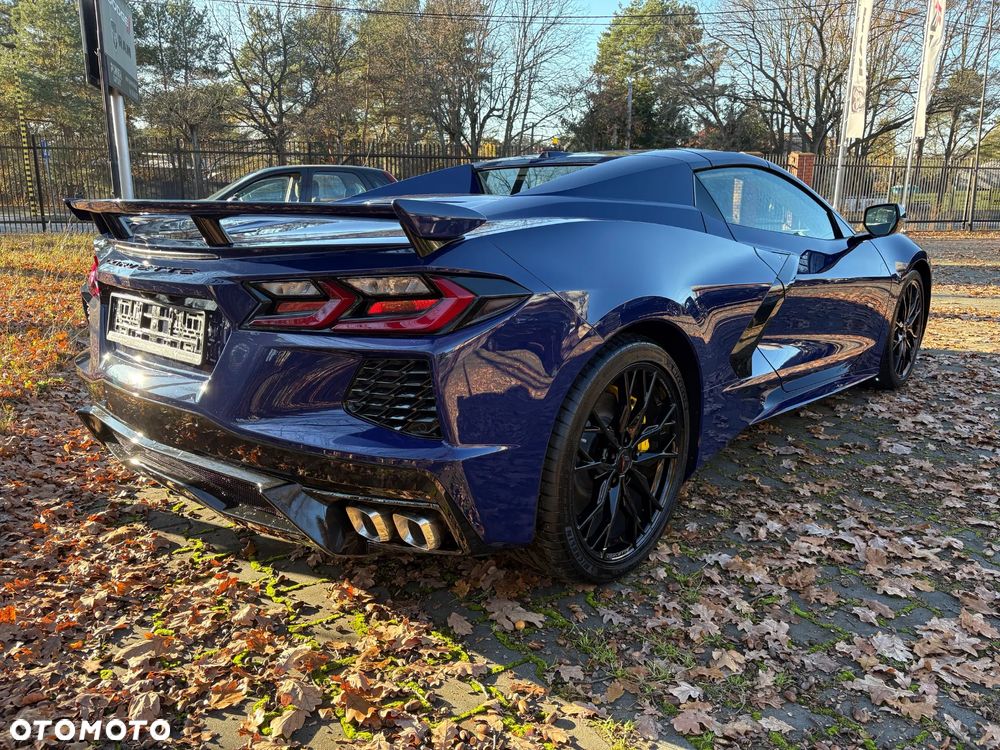 Chevrolet Corvette - 5