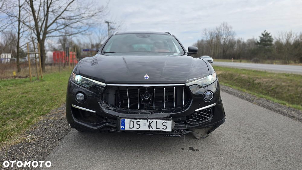 Maserati Levante S Q4 GranSport - 12