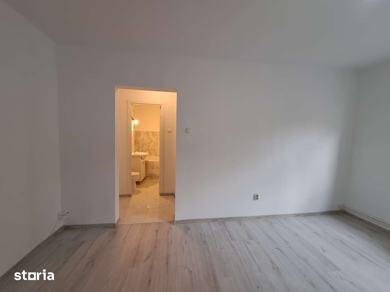 Apartament 2 camere - renovat complet - zona Sagului — fotografia 3