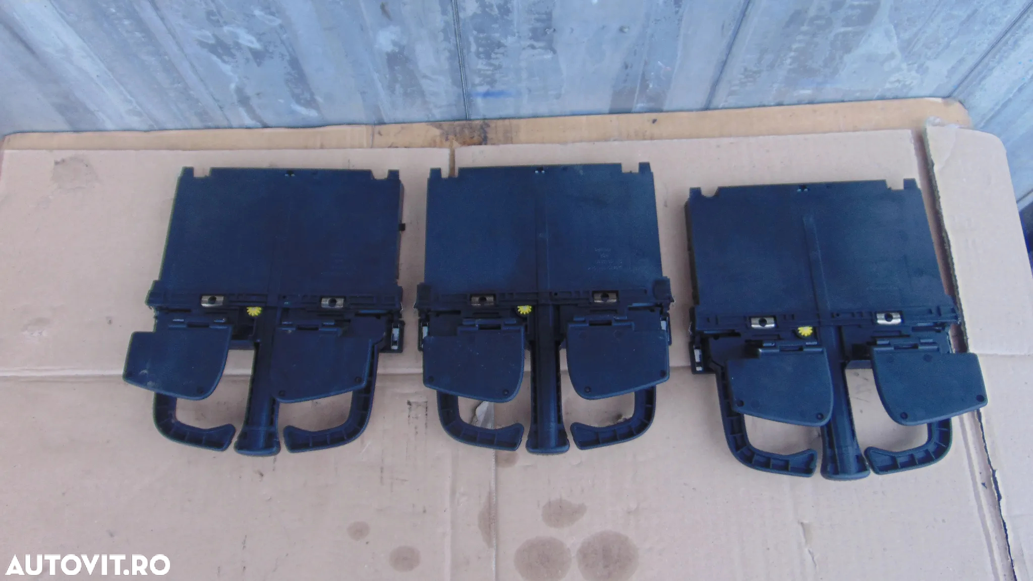 Suporturi de pahare vw Golf 4 an 2002 - 3