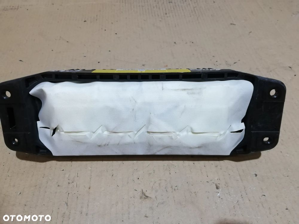 MERCEDES C W205 AIRBAG PASAŻERA A2058600002 ORG - 1