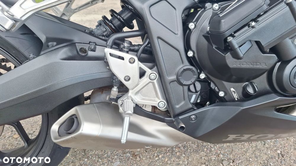Honda CBR - 9
