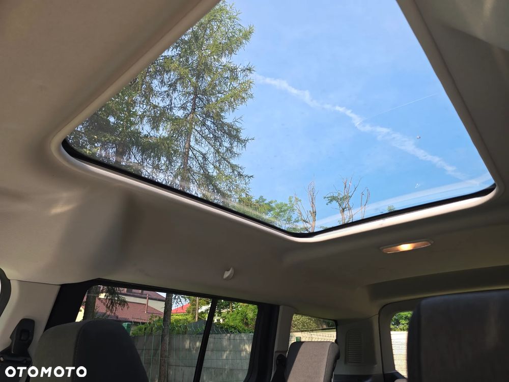 Ford Tourneo Connect Gr 1.5 EcoBlue Titanium PowerShift - 11