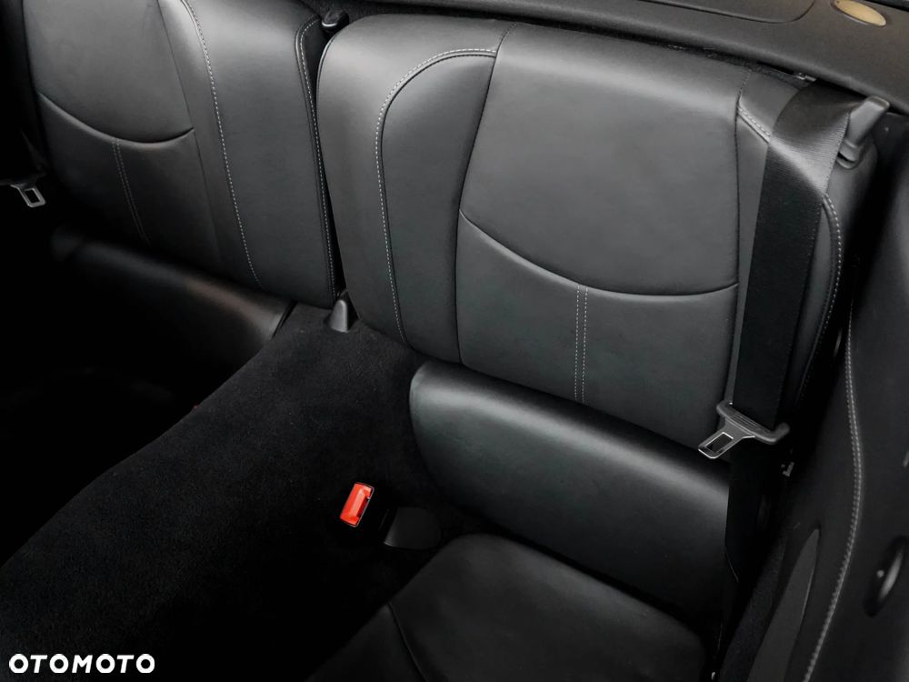 Porsche 911 Turbo S - 32