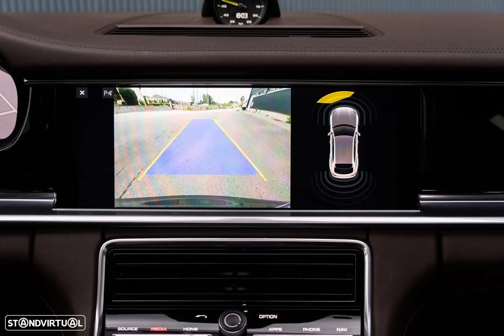 Porsche Panamera Sport Turismo 4 E-Hybrid Platinum Edition PDLS - 16
