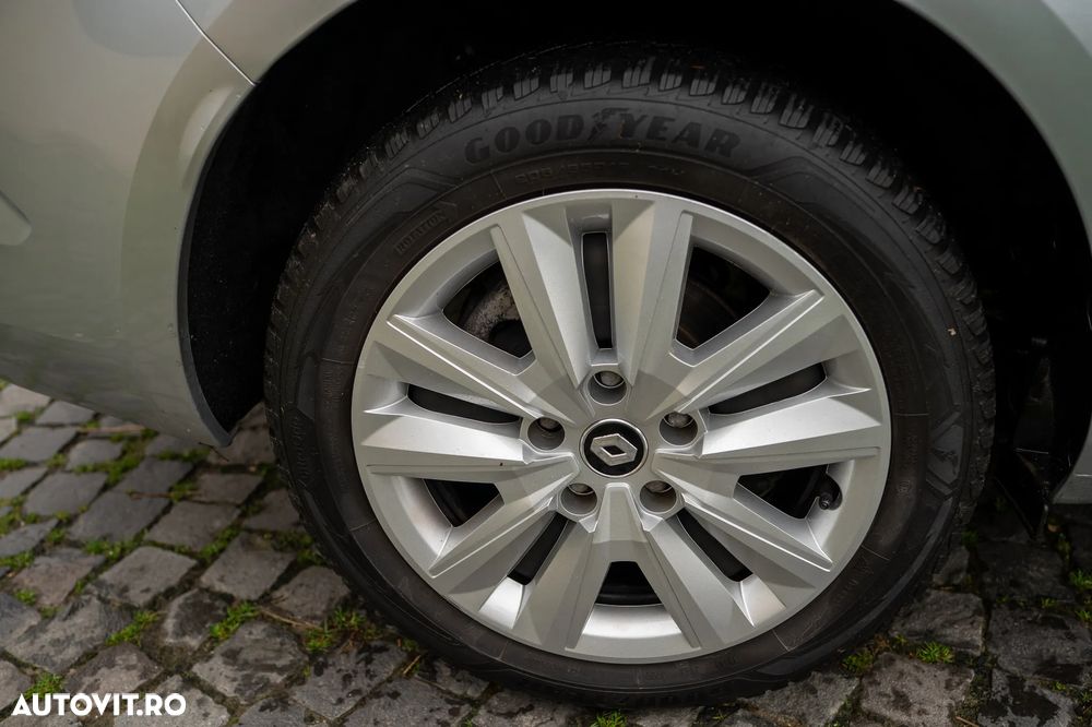 Renault Megane Blue dCi 116 EDC Zen - 11