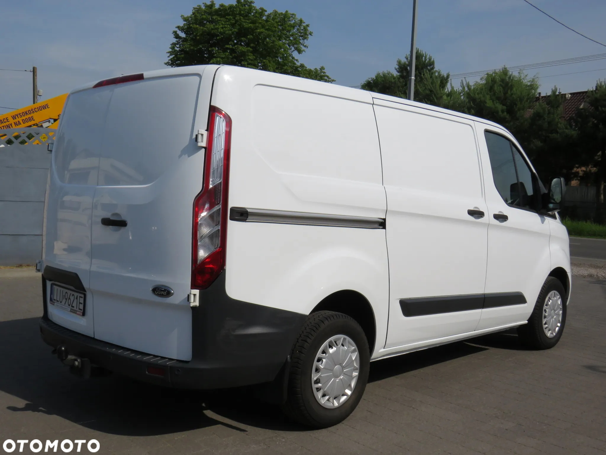 Ford Transit Custom 2.0TDCi 105Ps - 12