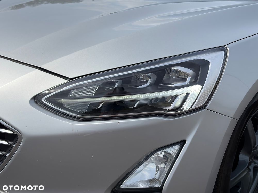 Ford Focus 1.5 EcoBlue STart-Stopp-System TITANIUM - 2