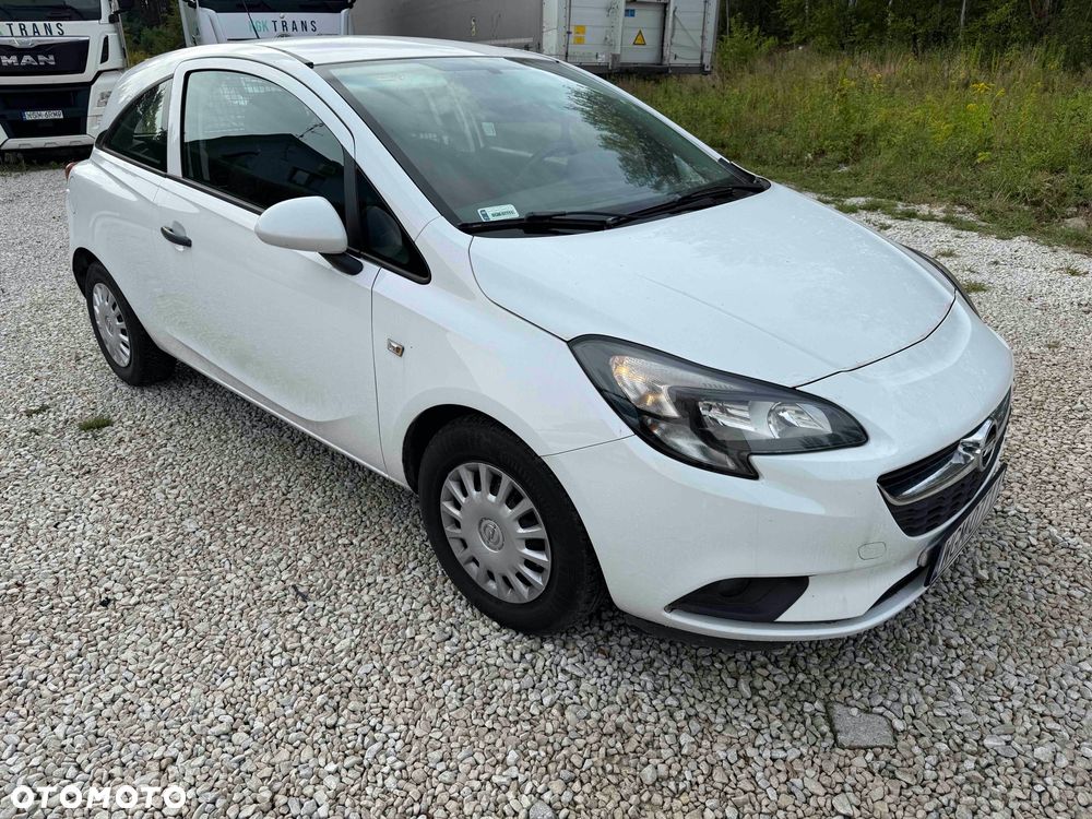 Opel CORSA - 1