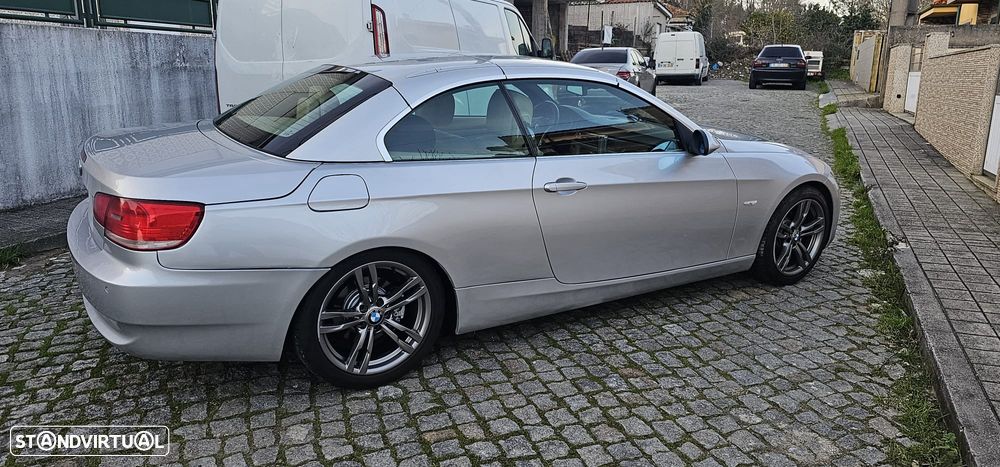 BMW 325 i Edition Exclusive - 11