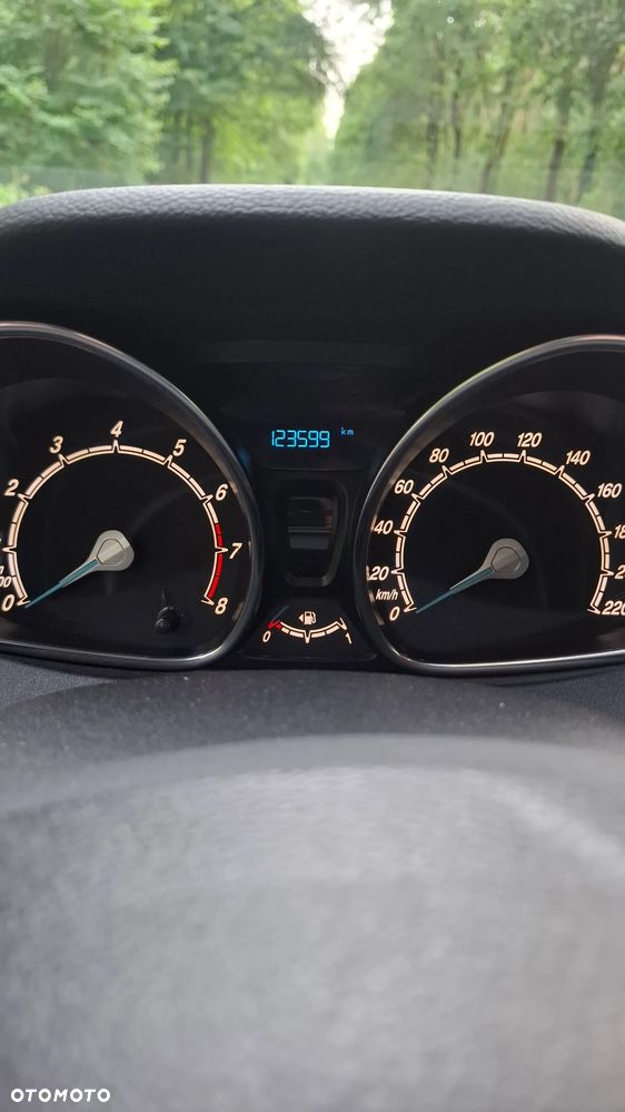 Ford B-MAX - 14