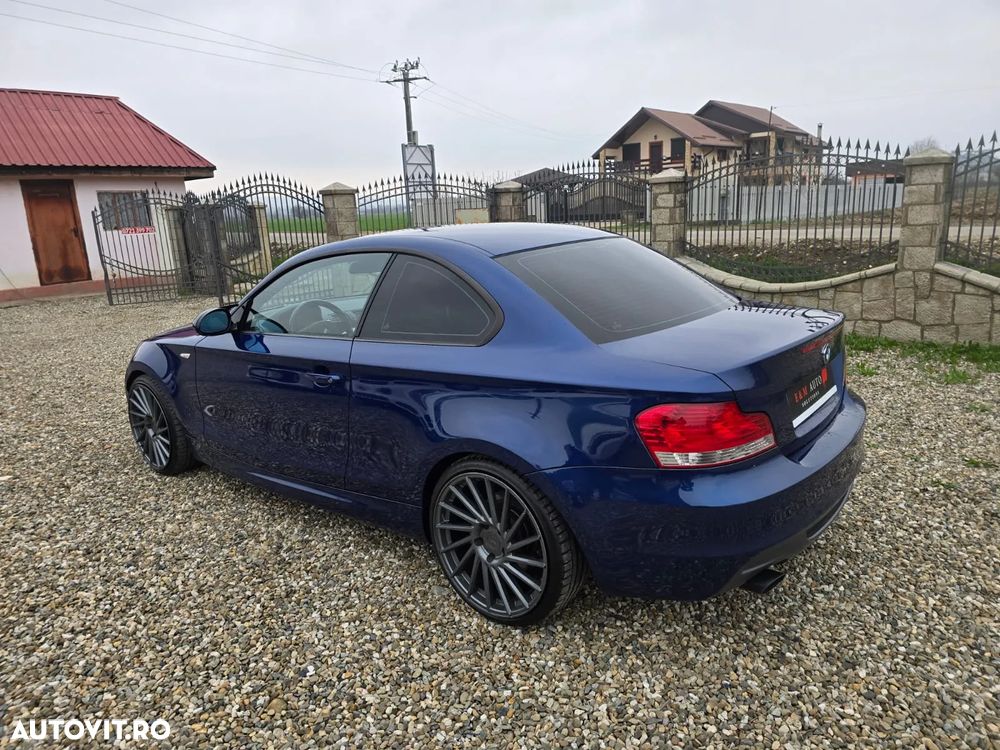 BMW Seria 1 123d - 5