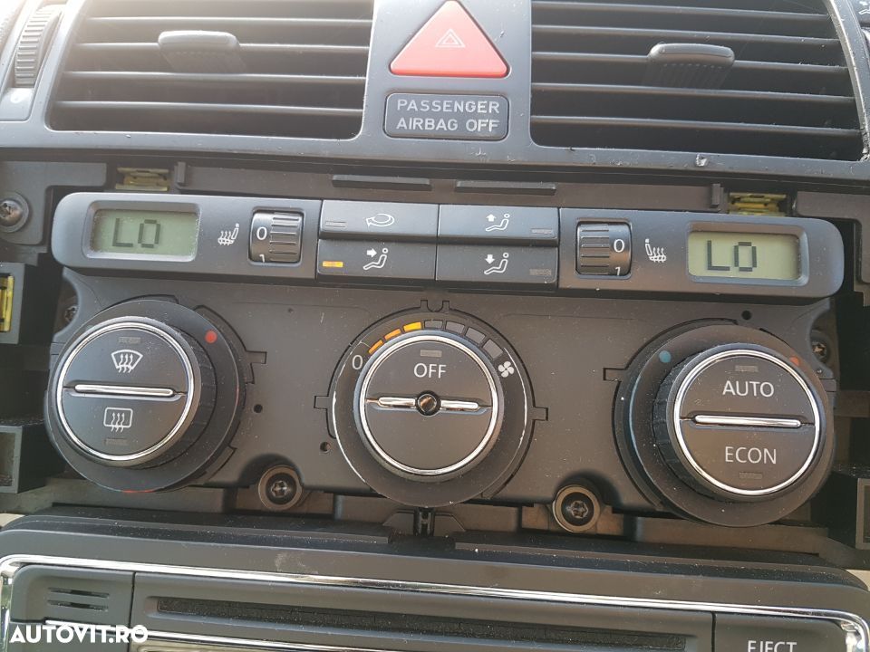 Panou AC / Clima / Climatronic cu Incalzire Scaune VW Touran 2003 - 2007 - 1