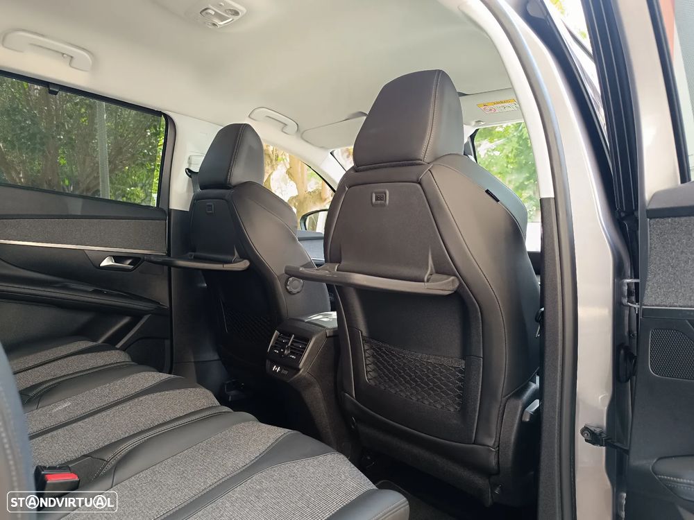 Peugeot 5008 PureTech 130 EAT8 Stop & Start Allure - 29