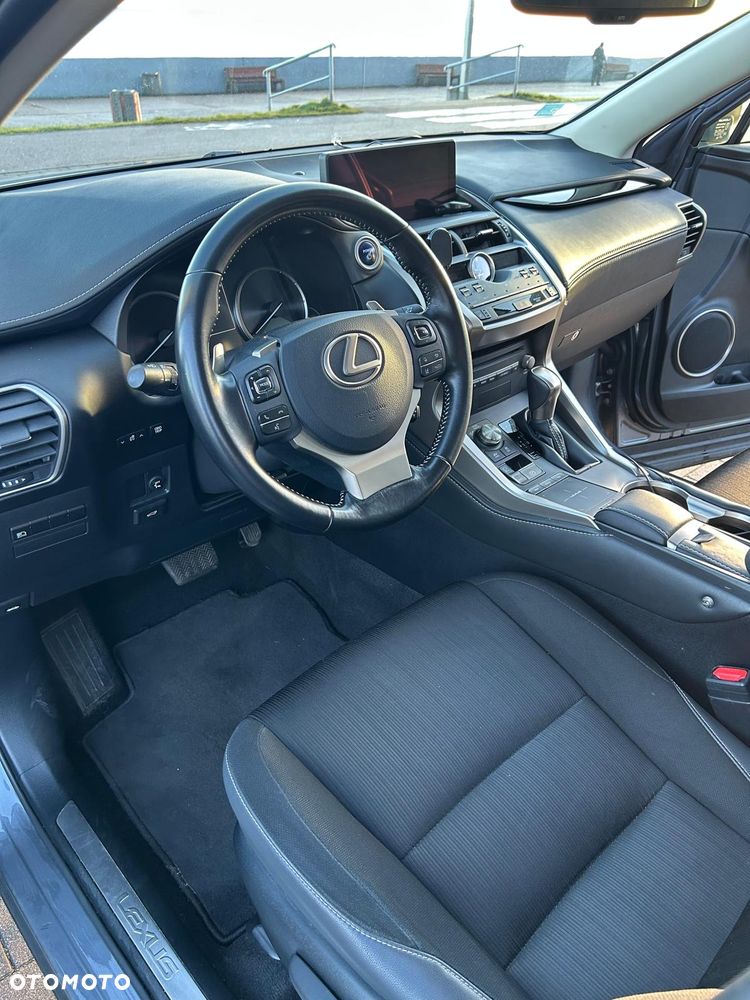 Lexus NX 300h Elegance Optimum AWD - 3