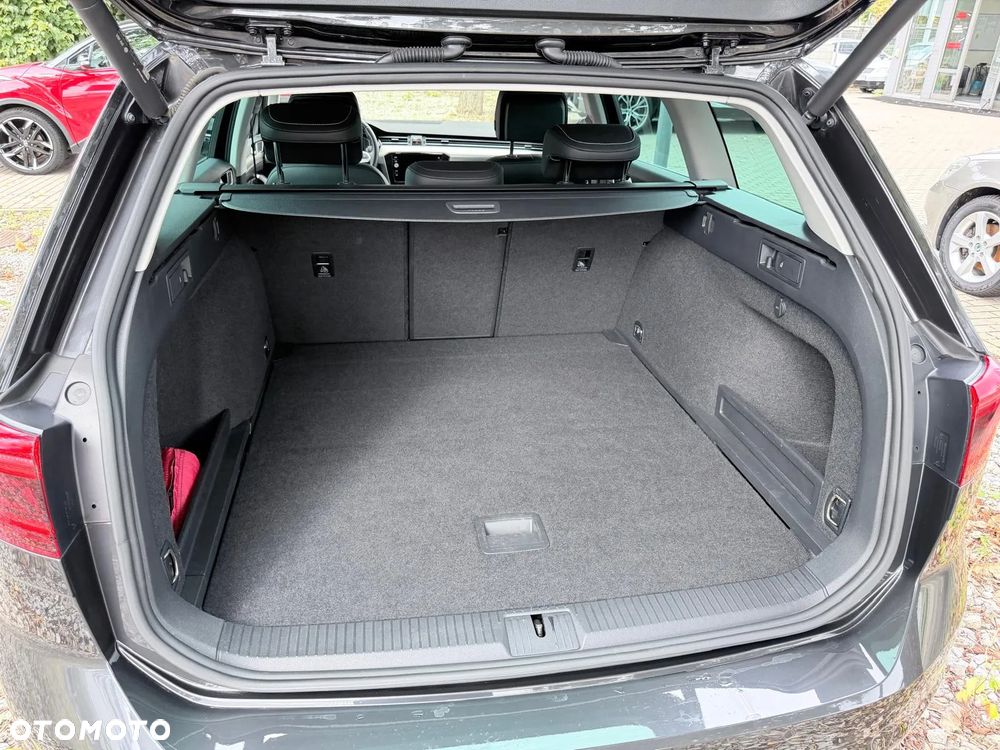 Volkswagen Passat Variant 2.0 TSI Elegance DSG - 14