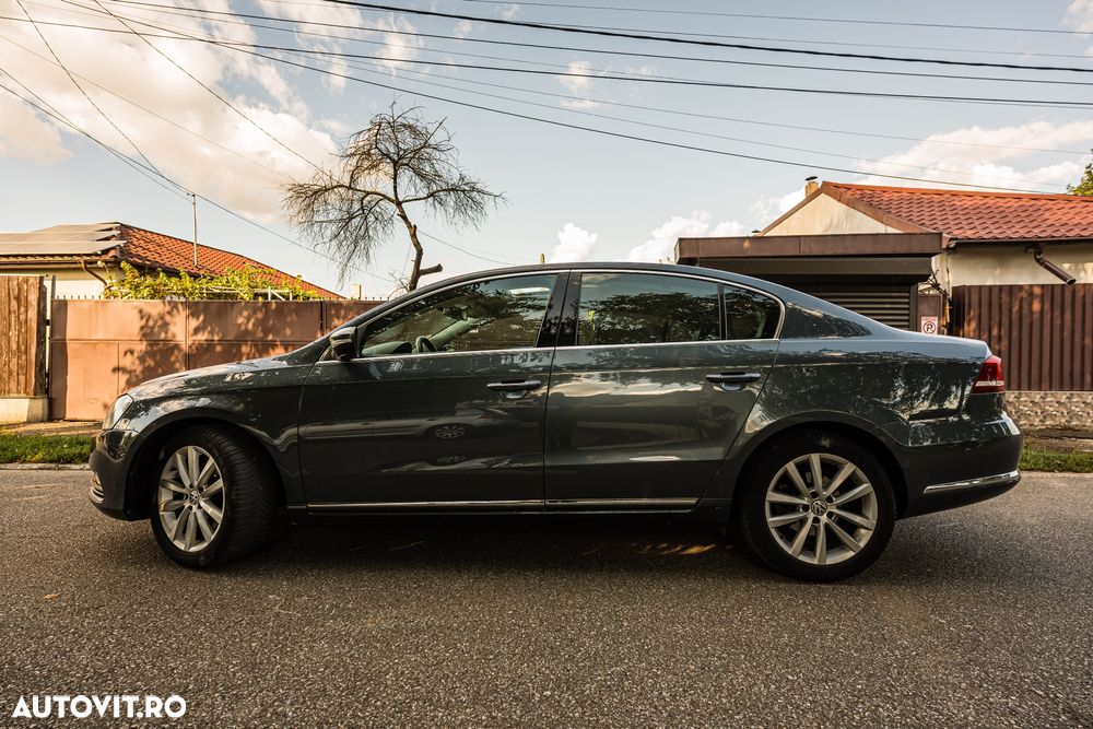 Volkswagen Passat - 31