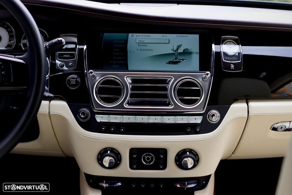 Rolls Royce Wraith 6.6 Twin-Turbo V12 - 29