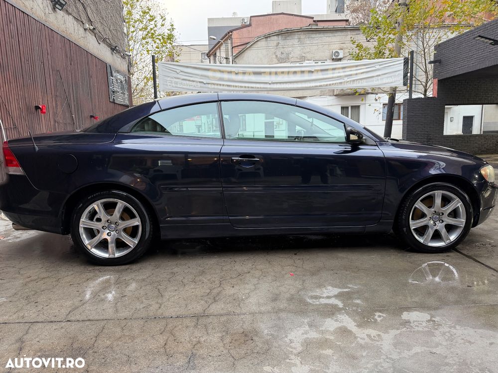 Volvo C70 2.4i Momentum - 6