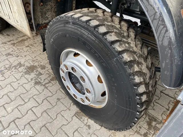 Mercedes-Benz Arocs 4142 / 8x6 - 25