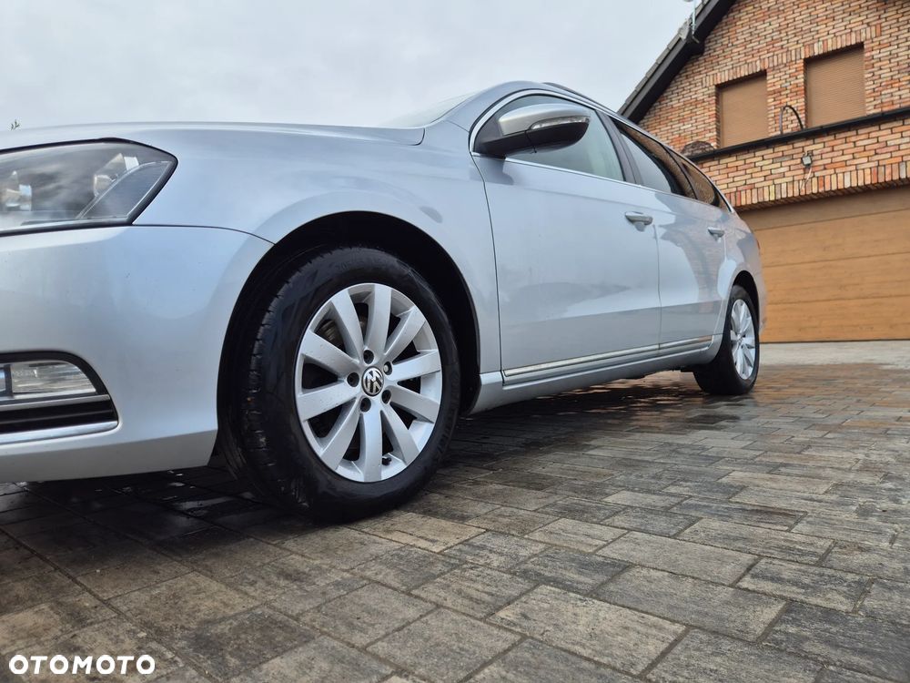 Volkswagen Passat 2.0 Blue TDI SCR Exclusive - 16