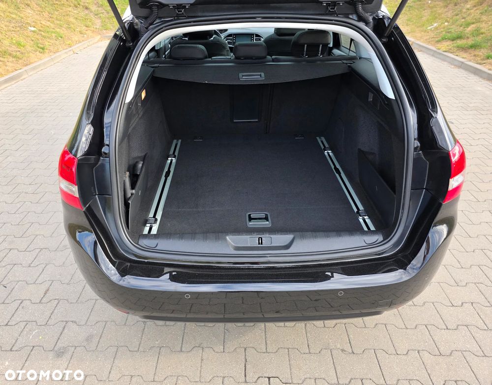 Peugeot 308 - 13