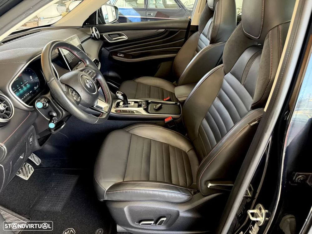 MG EHS 1.5 T-GDI Plug-in Hybrid Luxury - 55