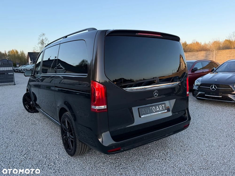 Mercedes-Benz Klasa V 300 d lang 9G-TRONIC Avantgarde - 12