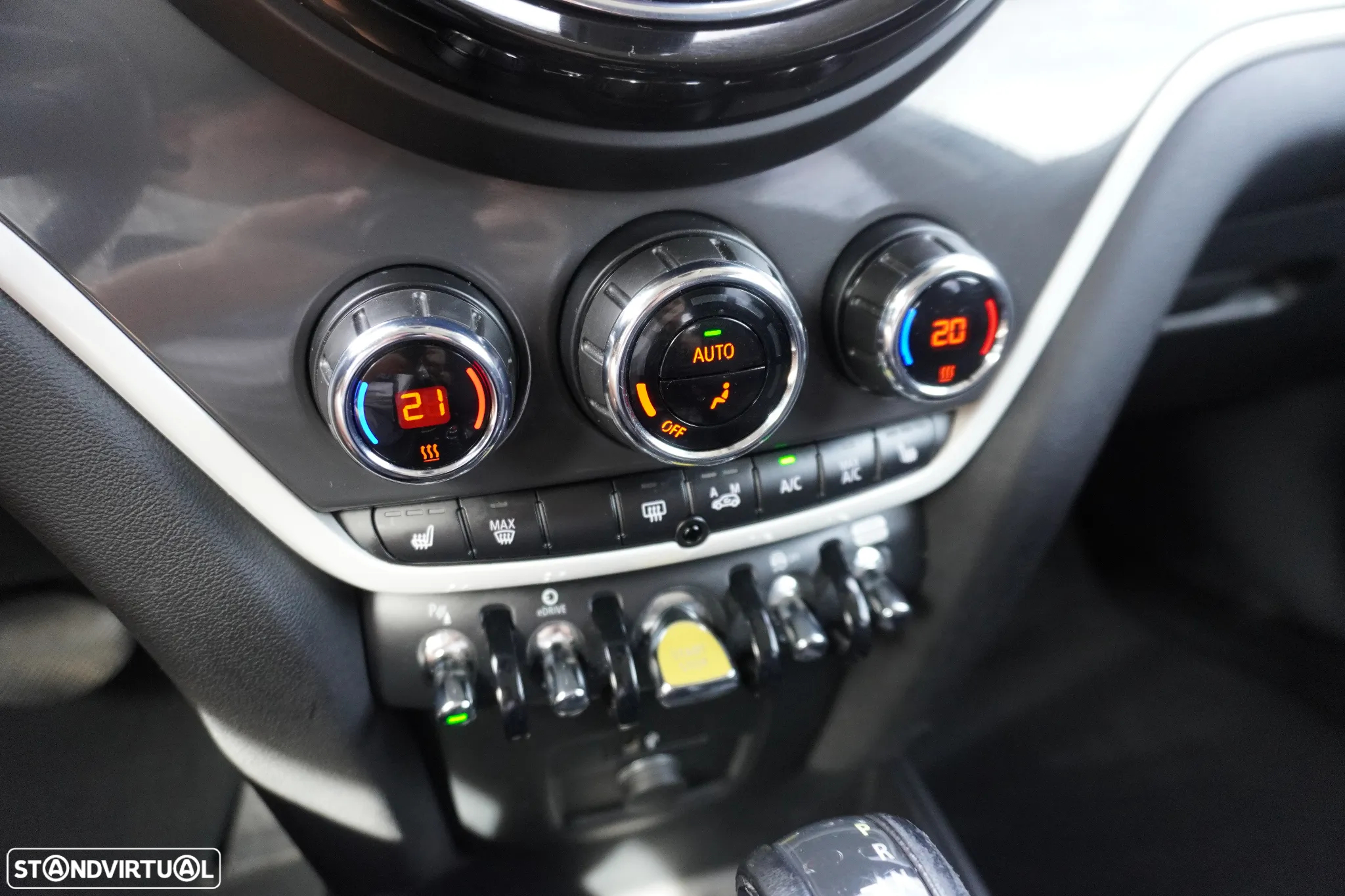 MINI Countryman Cooper SE ALL4 Auto - 20