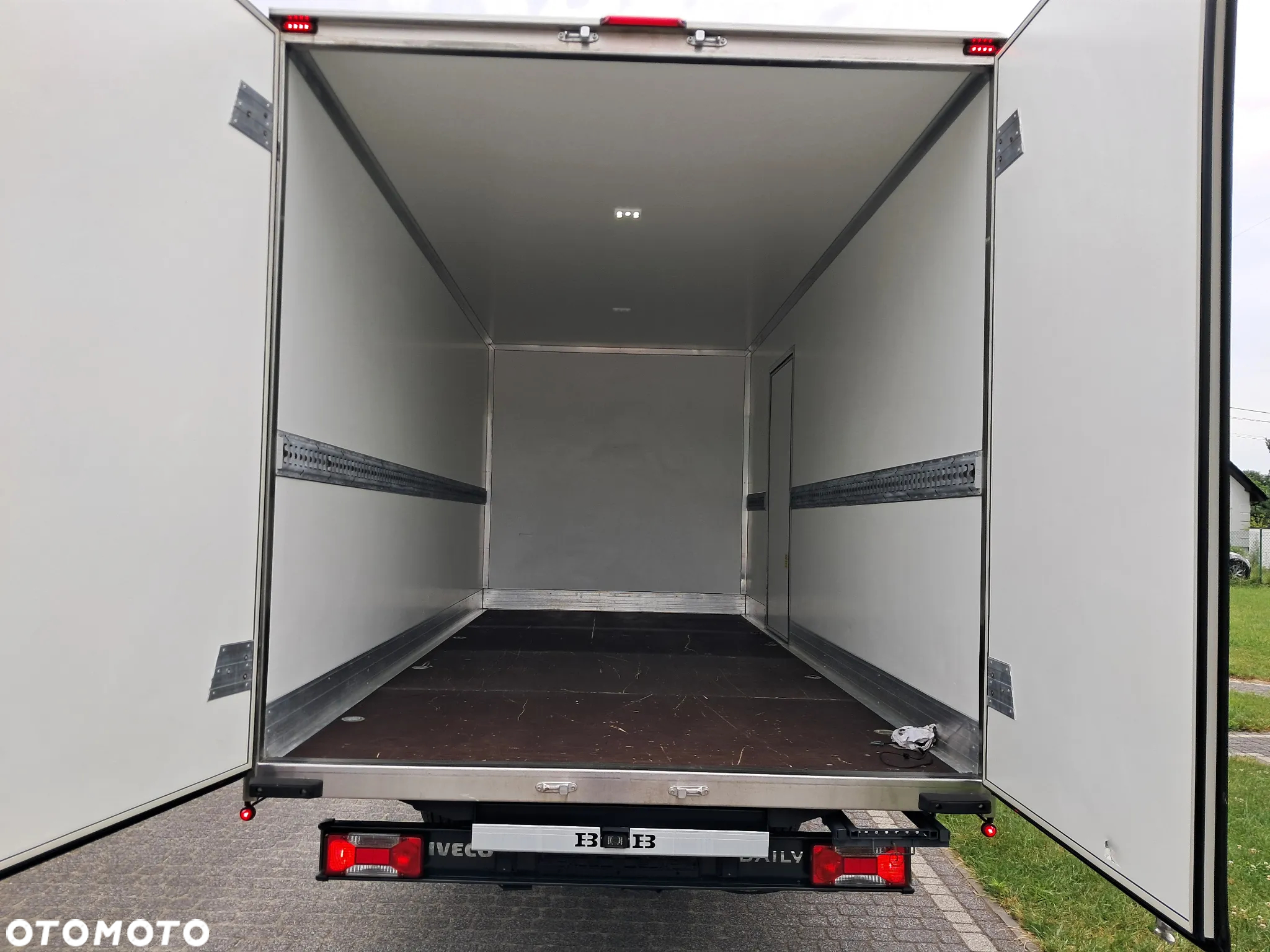 Iveco Daily 35S18 Kontener Izotermiczny 5m Salon Polska - 10