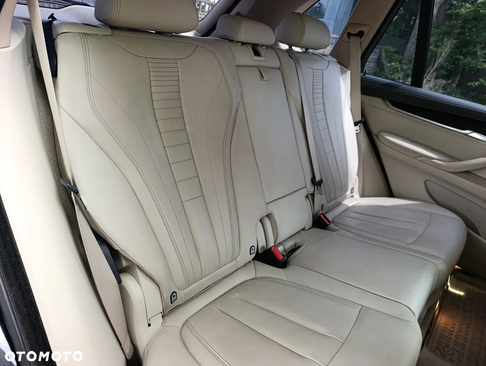 BMW X5 xDrive40d - 15