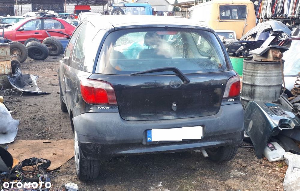 TOYOTA YARIS I 1,0 części Skrzynia lampy błotnik szyby99-05 - 4