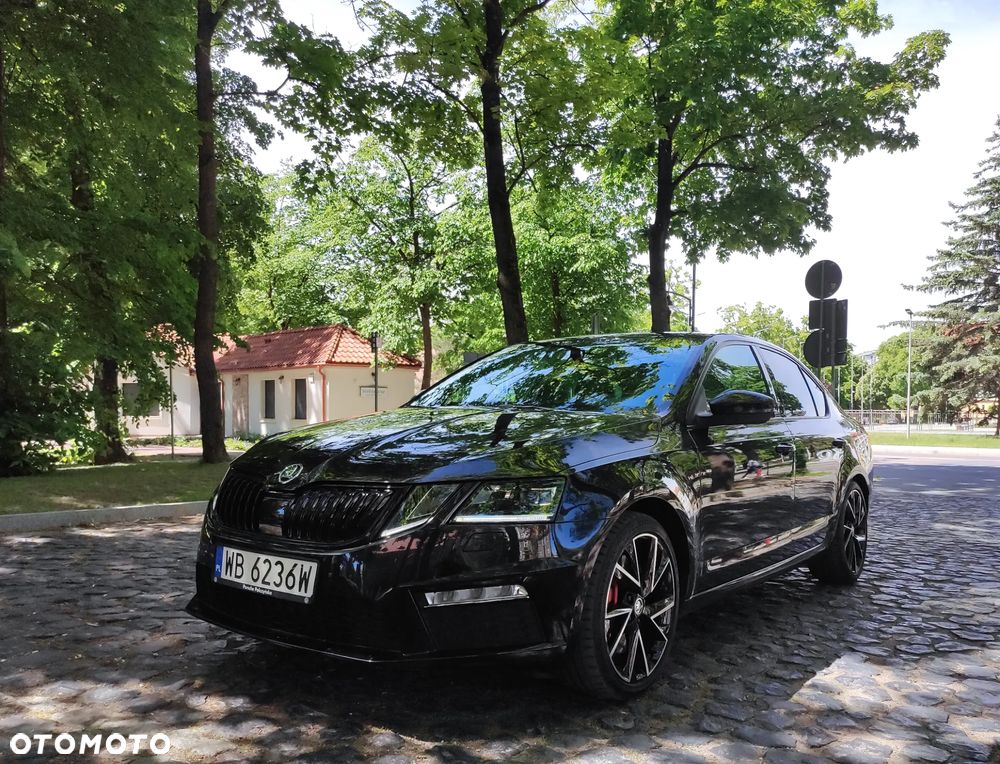 Skoda Octavia 2.0 TSI RS Challenge 245 DSG - 29