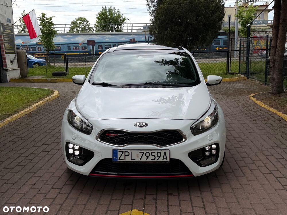 Kia Ceed 1.6 T-GDI GT-Challenge - 10