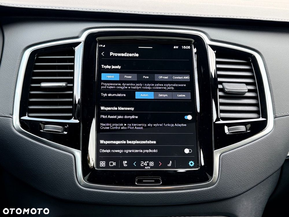 Volvo XC 90 - 36