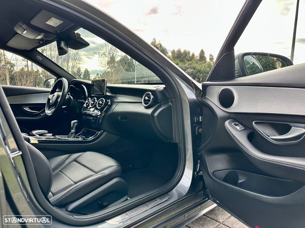 Mercedes-Benz C 220 d AMG Line - 37