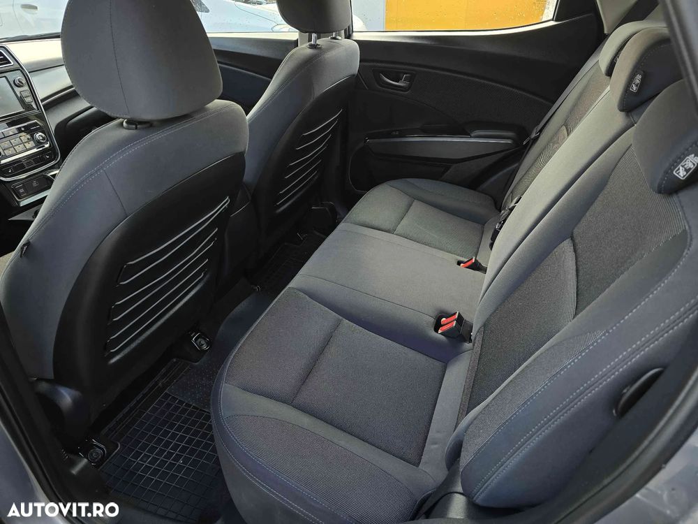 SsangYong Tivoli - 10