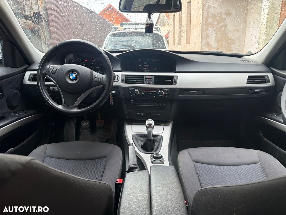 BMW Seria 3 318i Edition Lifestyle - 9