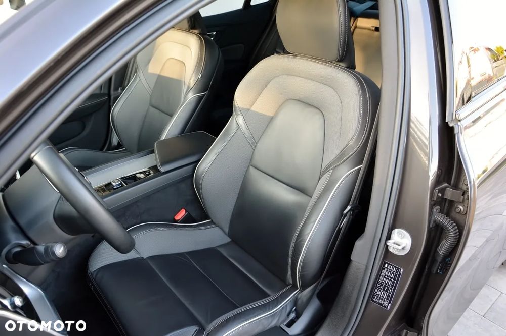 Volvo S60 B4 B Geartronic RDesign - 17