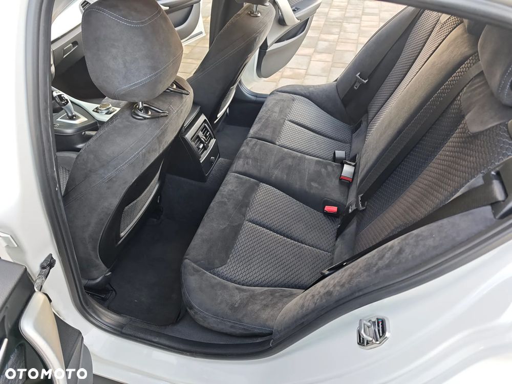 BMW Seria 1 118d M Sport - 17