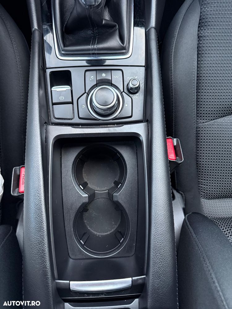 Mazda 3 SKYACTIV-G 120 Exclusive-Line - 28