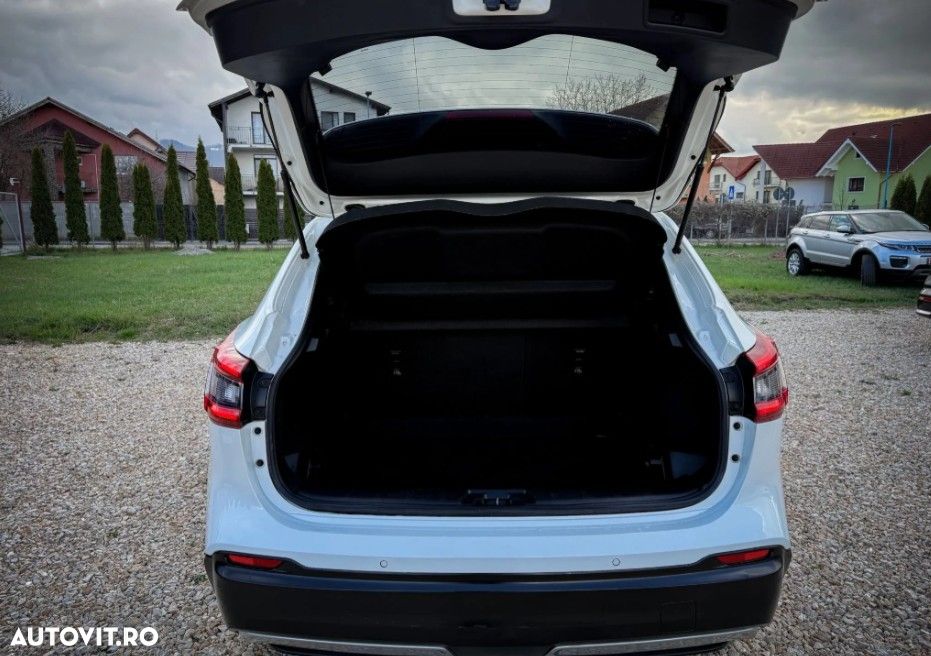 Nissan Qashqai 1.3 DIG-T TEKNA - 7