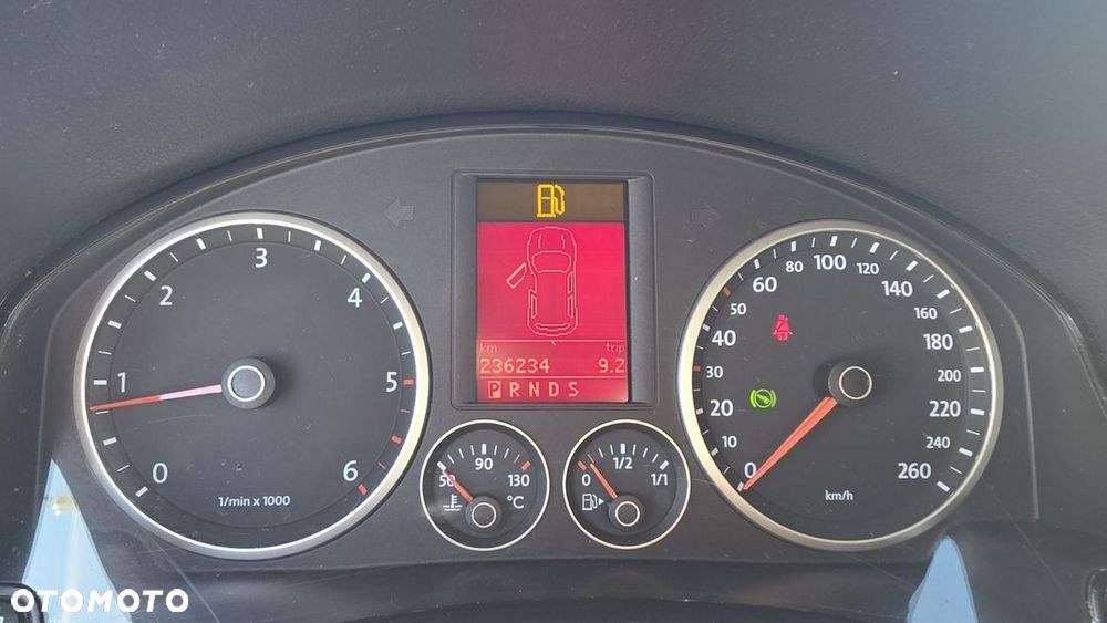 Volkswagen Tiguan - 10