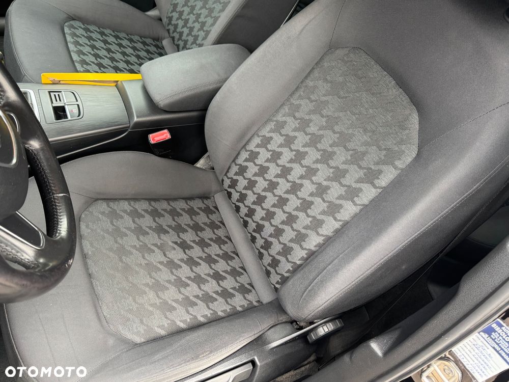 Audi A3 Sportback 2.0 TDI Quattro Attraction - 24