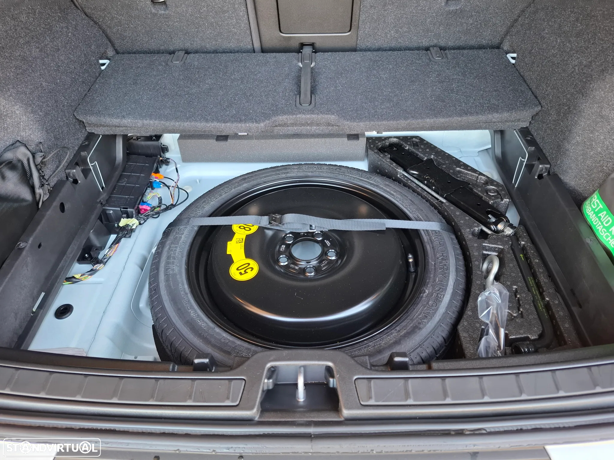 Volvo XC 40 1.5 T2 Plus Dark Auto - 16