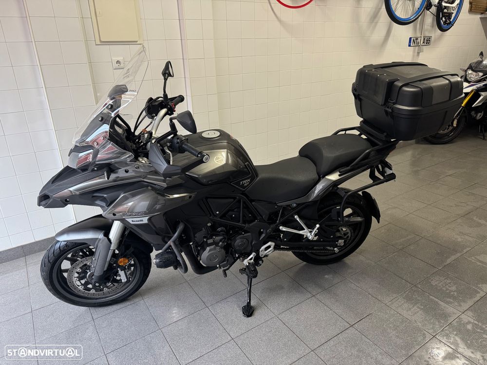 Benelli TRK 502 - 3