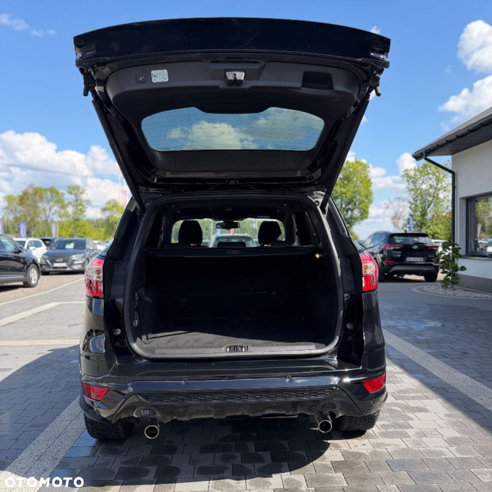 Ford Kuga - 10